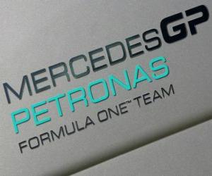 пазл Знаком Mercedes GP